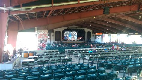 The sprawling grounds of the Bank of New Hampshire Pavilion, set next to Lake Winnipesaukee, have been playing host to live concerts for more than 20 years. . Bank of nh pavilion